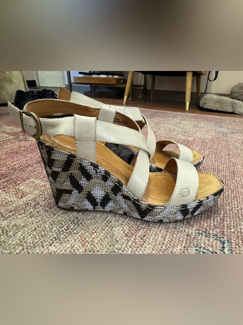 Børn Sudo platform wedge sandals white leather straps geometric sole sz 9